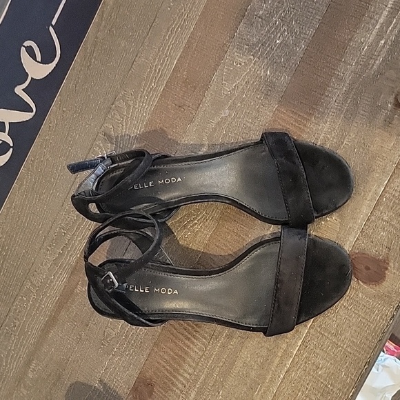 Womens Pelle Moda suede heels - Picture 4 of 7